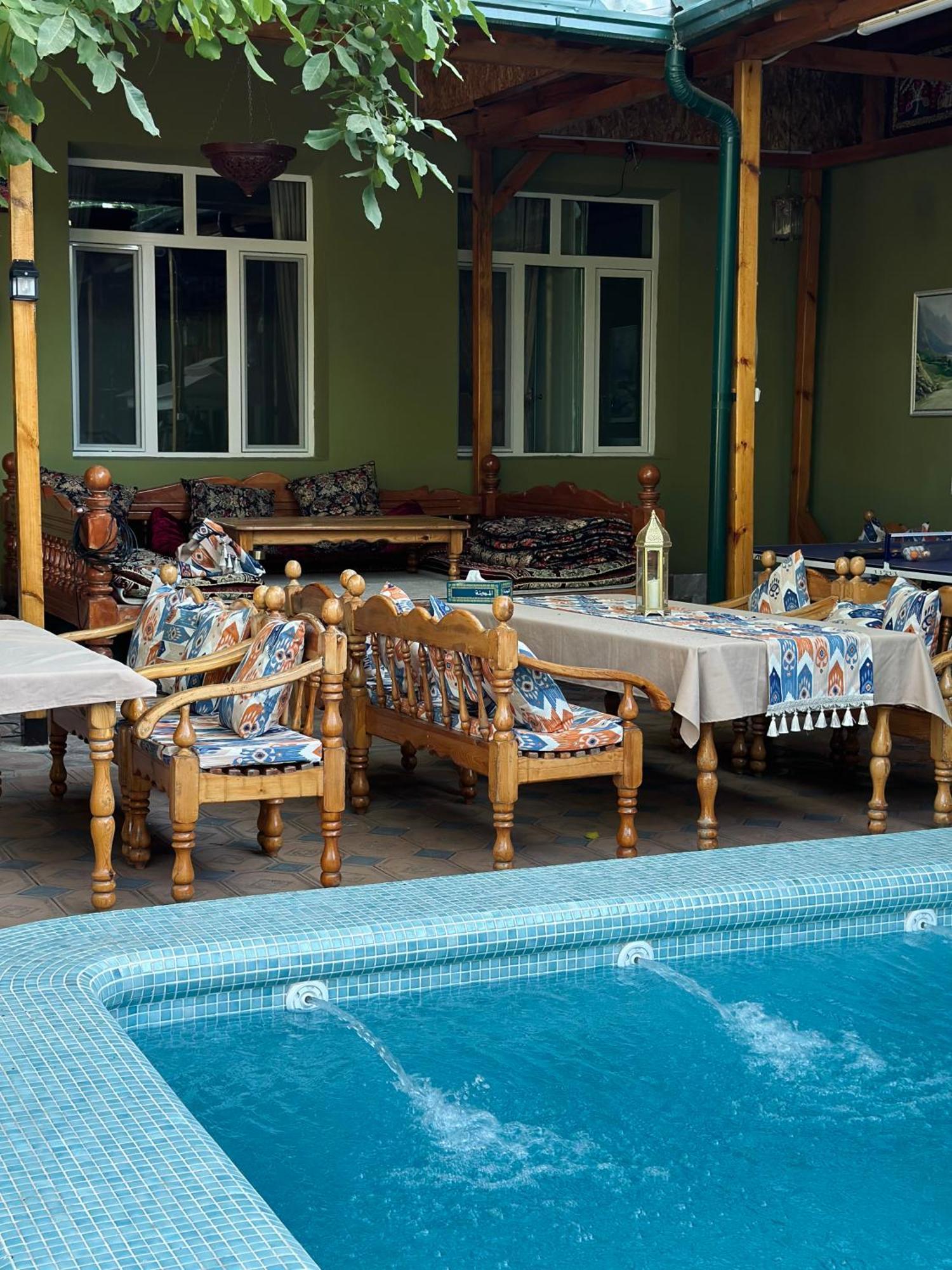 Green Yard Boutique Guesthouse Tashkent Ngoại thất bức ảnh