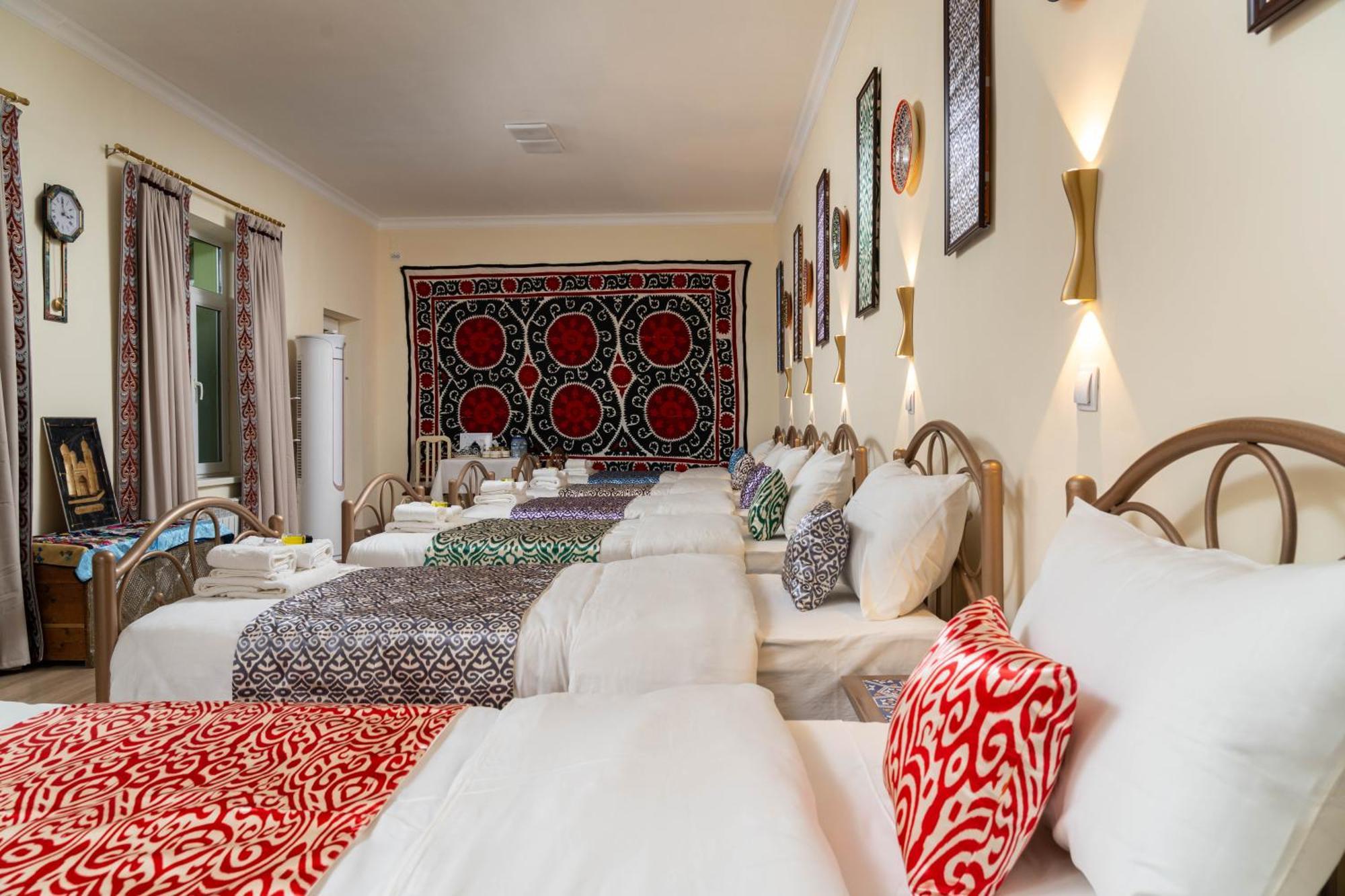 Green Yard Boutique Guesthouse Tashkent Ngoại thất bức ảnh