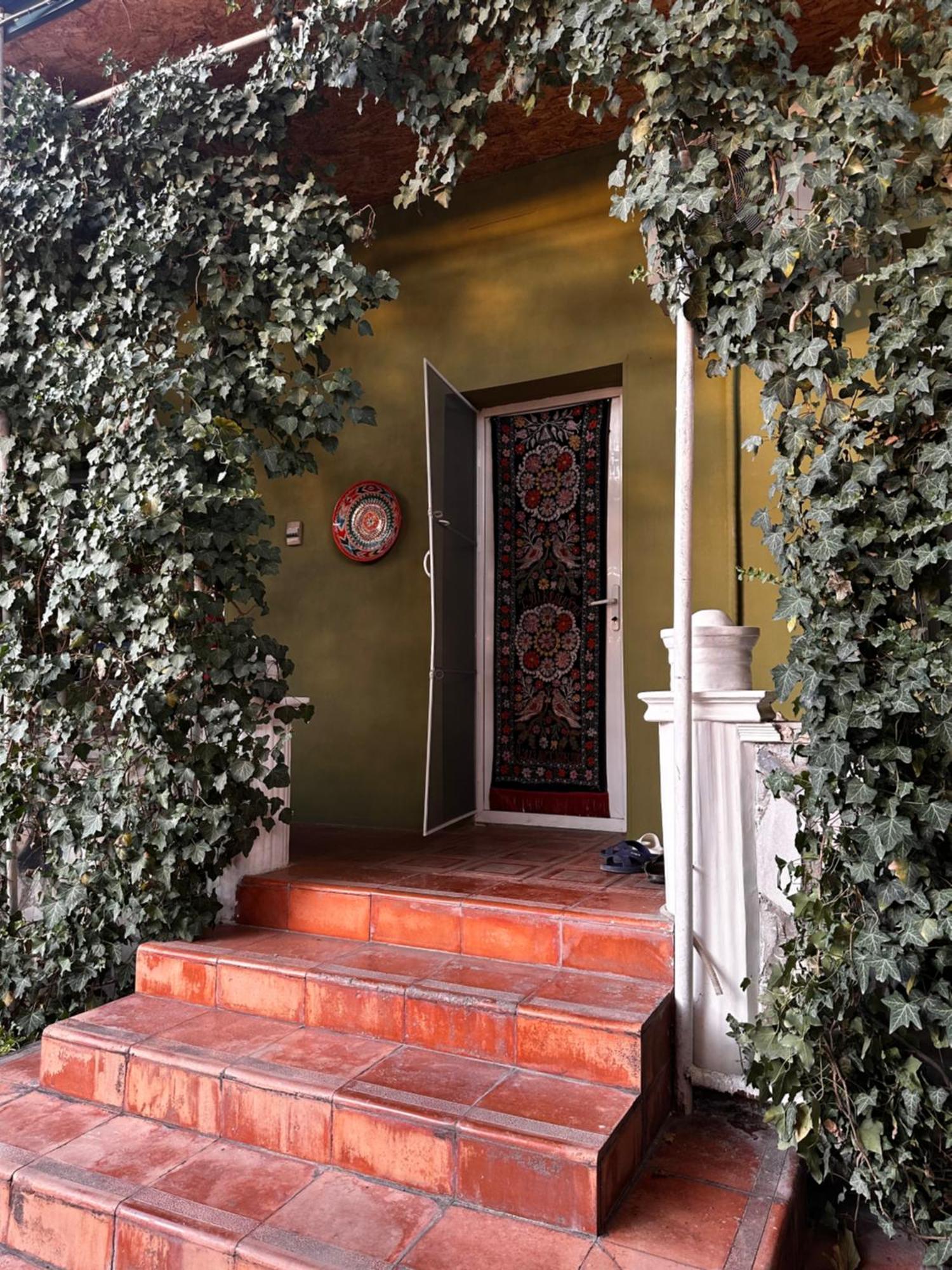 Green Yard Boutique Guesthouse Tashkent Ngoại thất bức ảnh