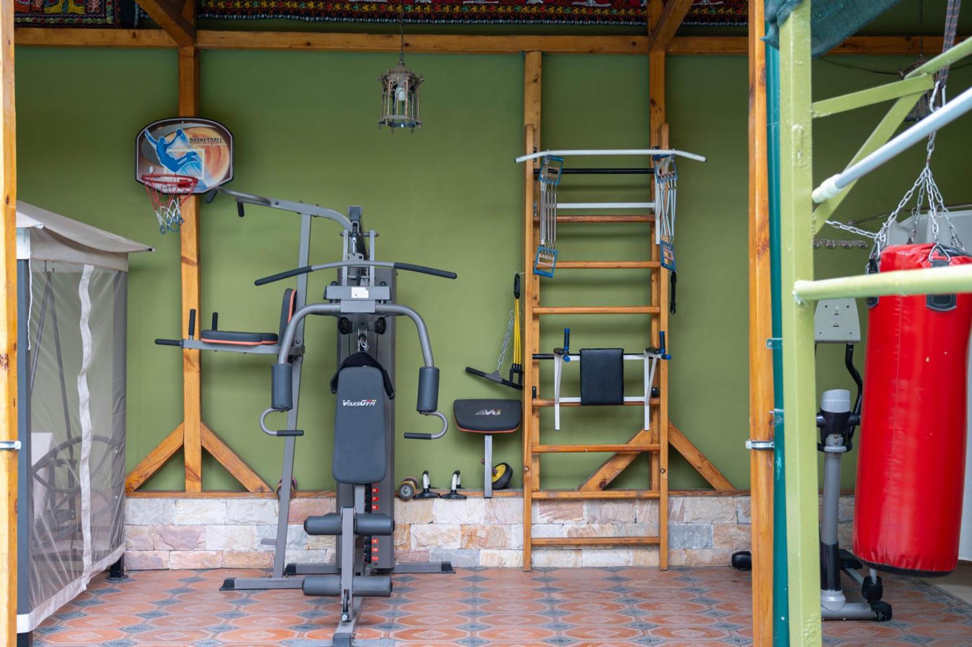 Green Yard Boutique Guesthouse Tashkent Ngoại thất bức ảnh